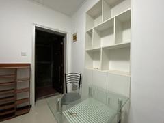 龚大塘小区 1室1厅30.43m²精装修