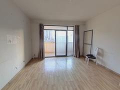 银屏雅苑南区 3室2厅129m²毛坯