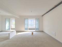 置地栢悦湾 3室2厅125m²毛坯