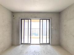 华发峰尚一期 4室2厅126.45m²毛坯